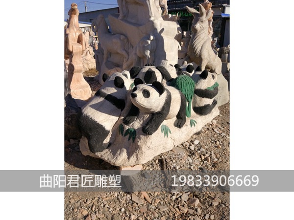 石雕熊貓